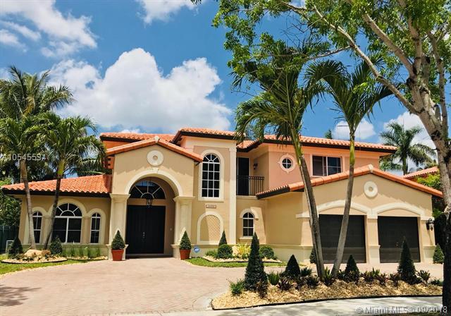 Property Photo: 15802 NW 79th Ct FL 33016