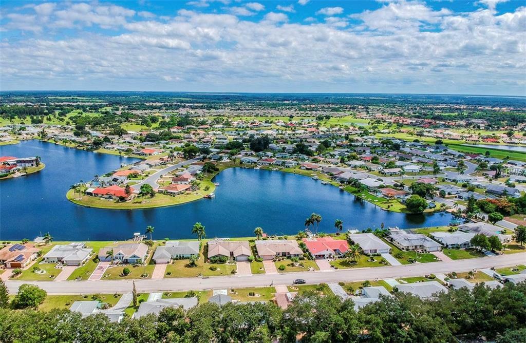 Property Photo:  1702 New Bedford Drive  FL 33573 