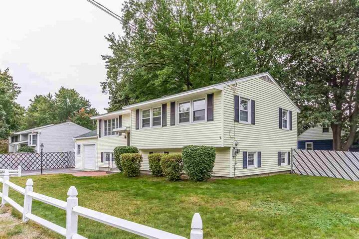 Property Photo: 13 Kingston Drive NH 03060