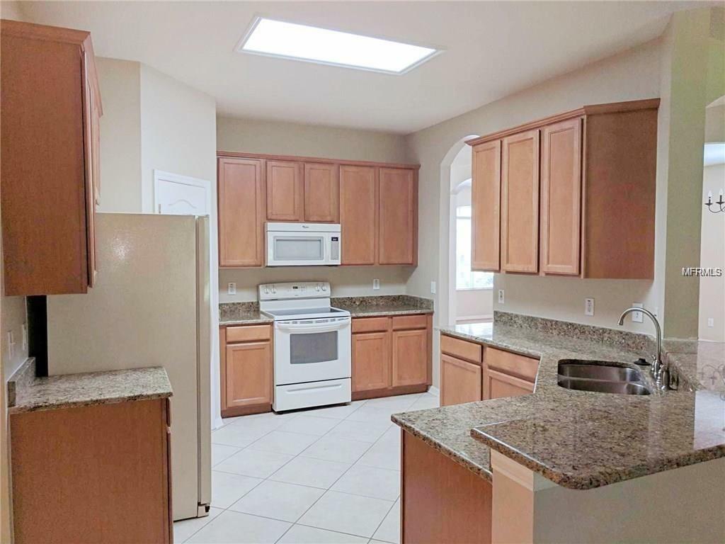 Property Photo:  5907 Tealwater Place  FL 33547 