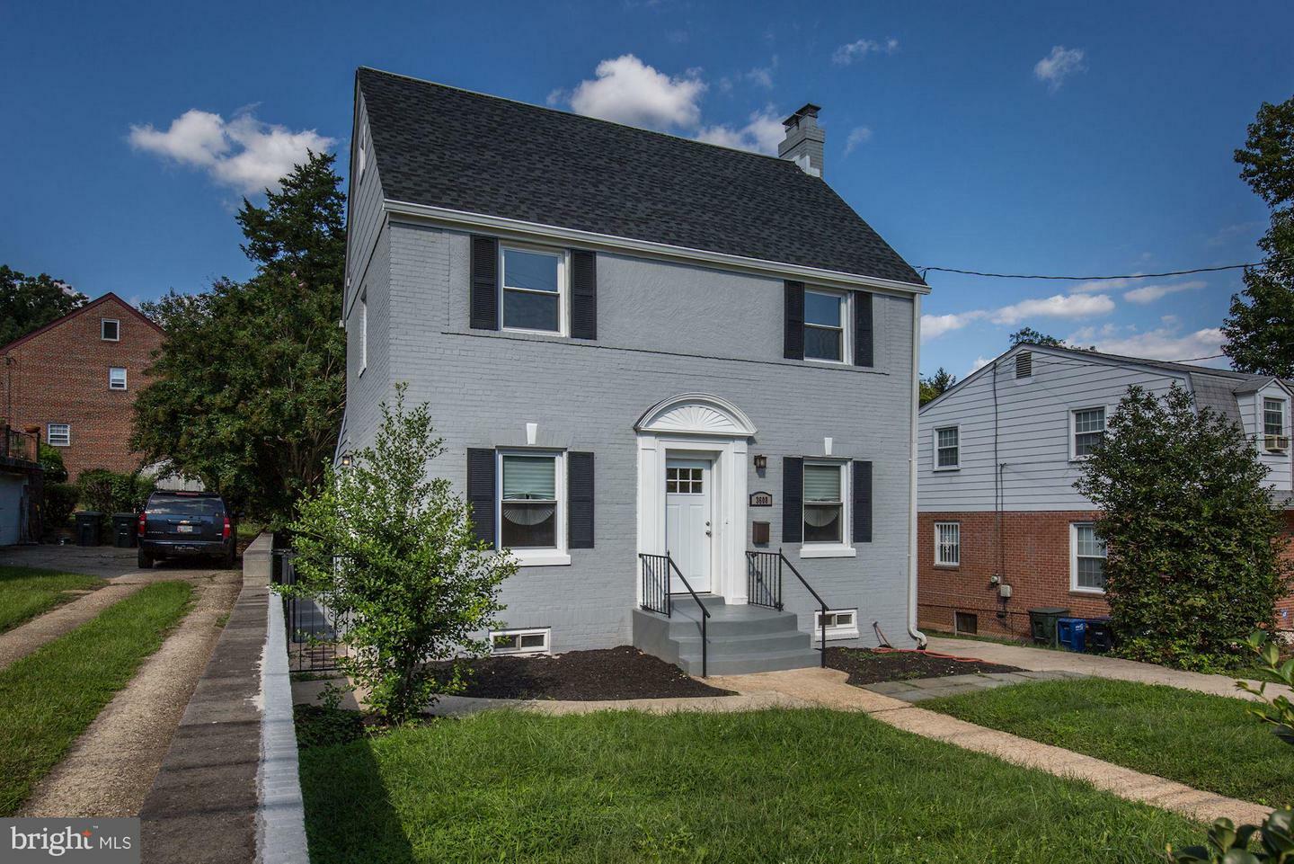 Property Photo:  3608 Carpenter Street SE  DC 20020 