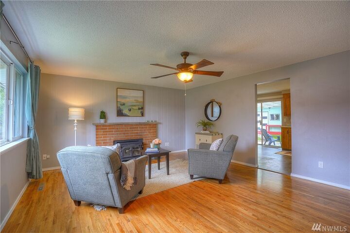 Property Photo:  1735  118th Street S  WA 98444 