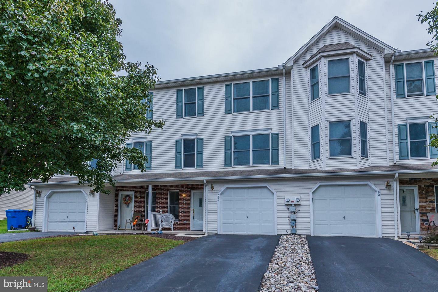 Property Photo: 519 Sunday Drive PA 17111