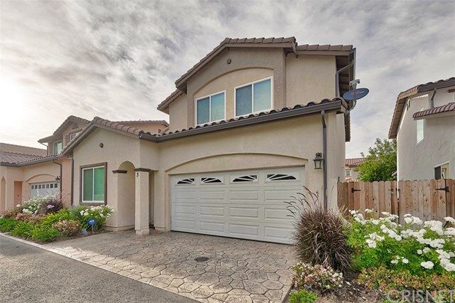 Property Photo: 8601 Noble Avenue 3 CA 91343