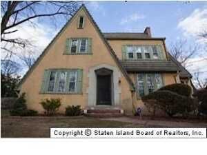 Property Photo:  163 Isabella Avenue  NY 10306 