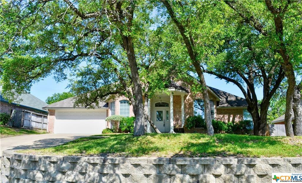 Property Photo:  610 Lantana Street  TX 76548 