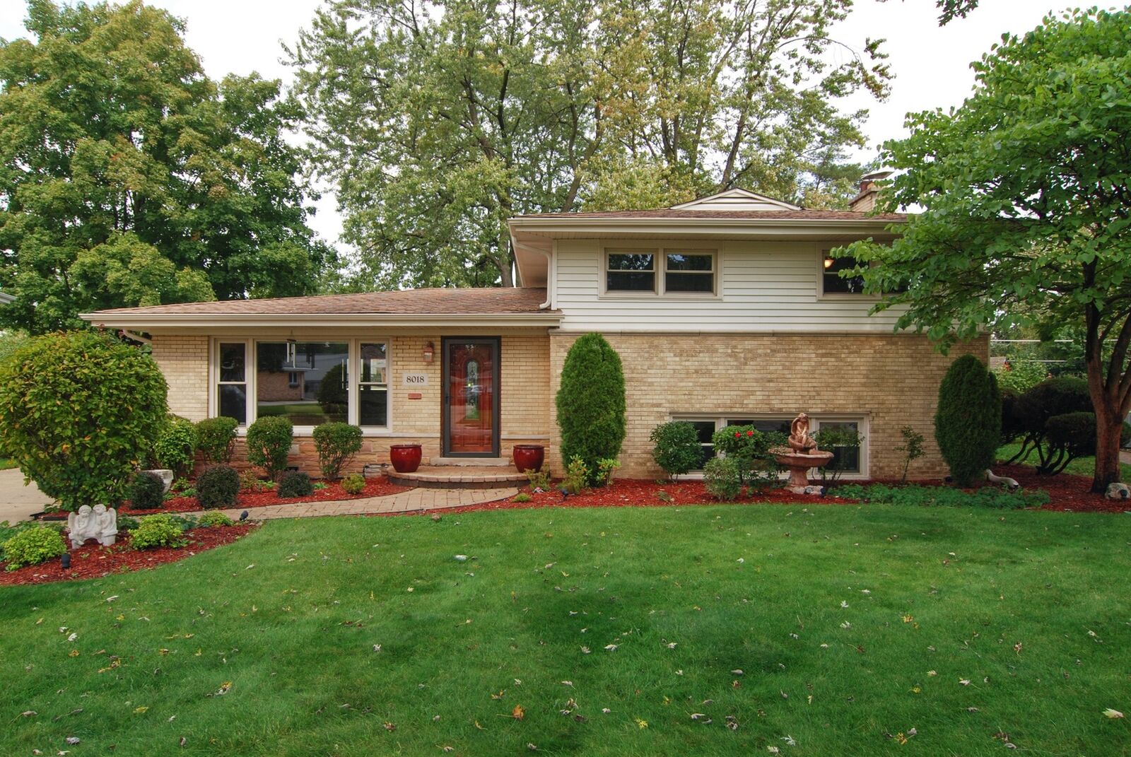 Property Photo:  8018 West Courtland Avenue  IL 60706 