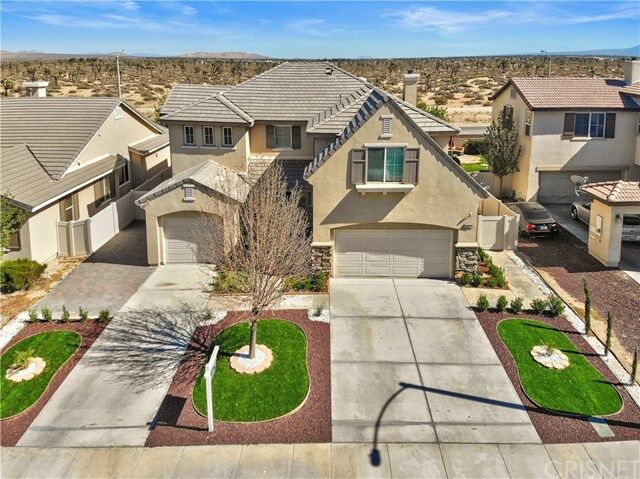 Property Photo:  38056 Aidea Street  CA 93552 