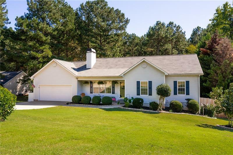 Property Photo: 82 Paces Landing Trace 30263