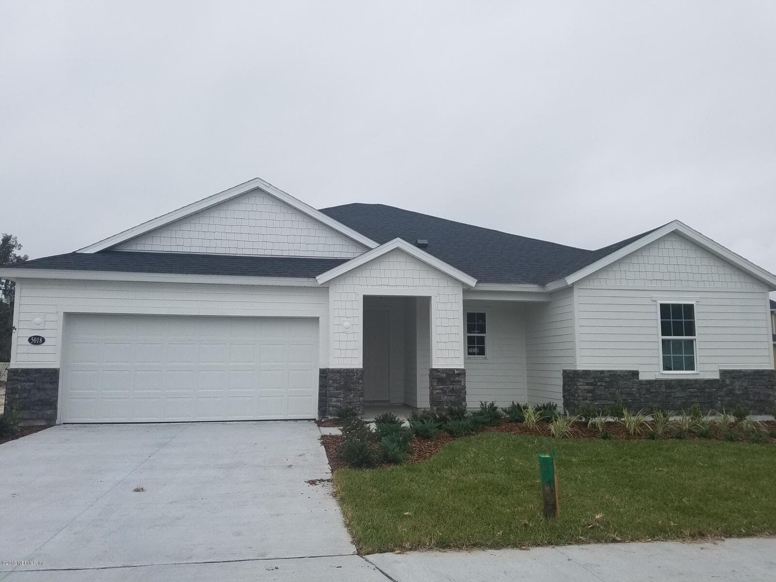 Property Photo: 5018 Oak Bend Avenue FL 32257