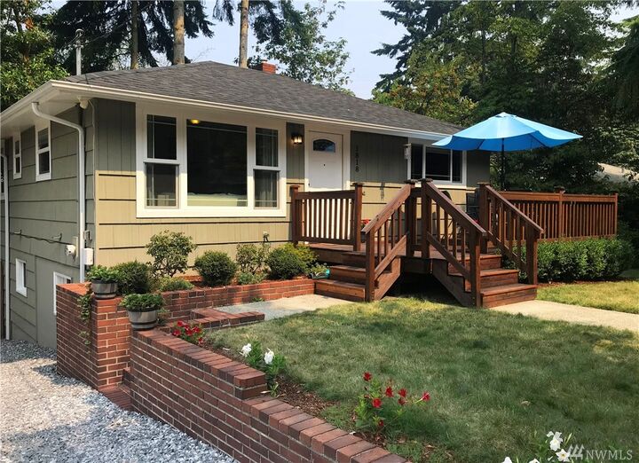 1818 N 204th Place  Shoreline WA 98133 photo