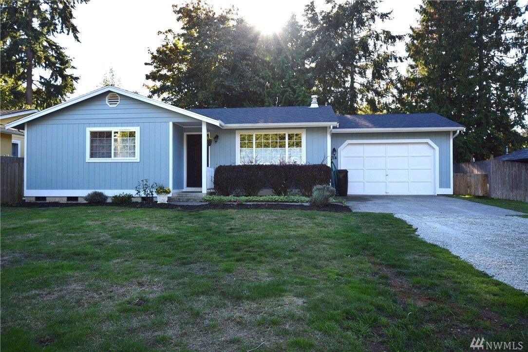 Property Photo: 3014 Sauk Dr WA 98282