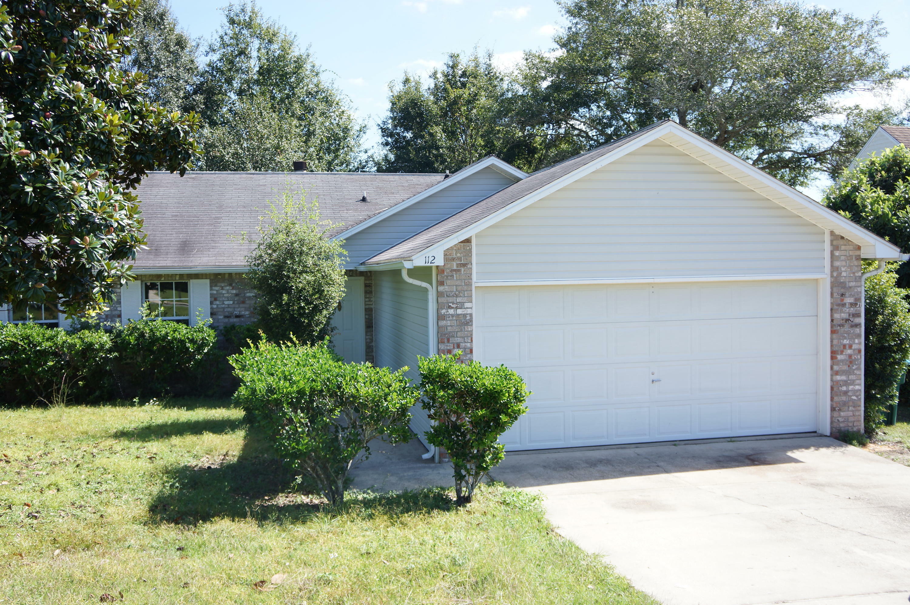 Property Photo:  112 Trenton Avenue  FL 32539 