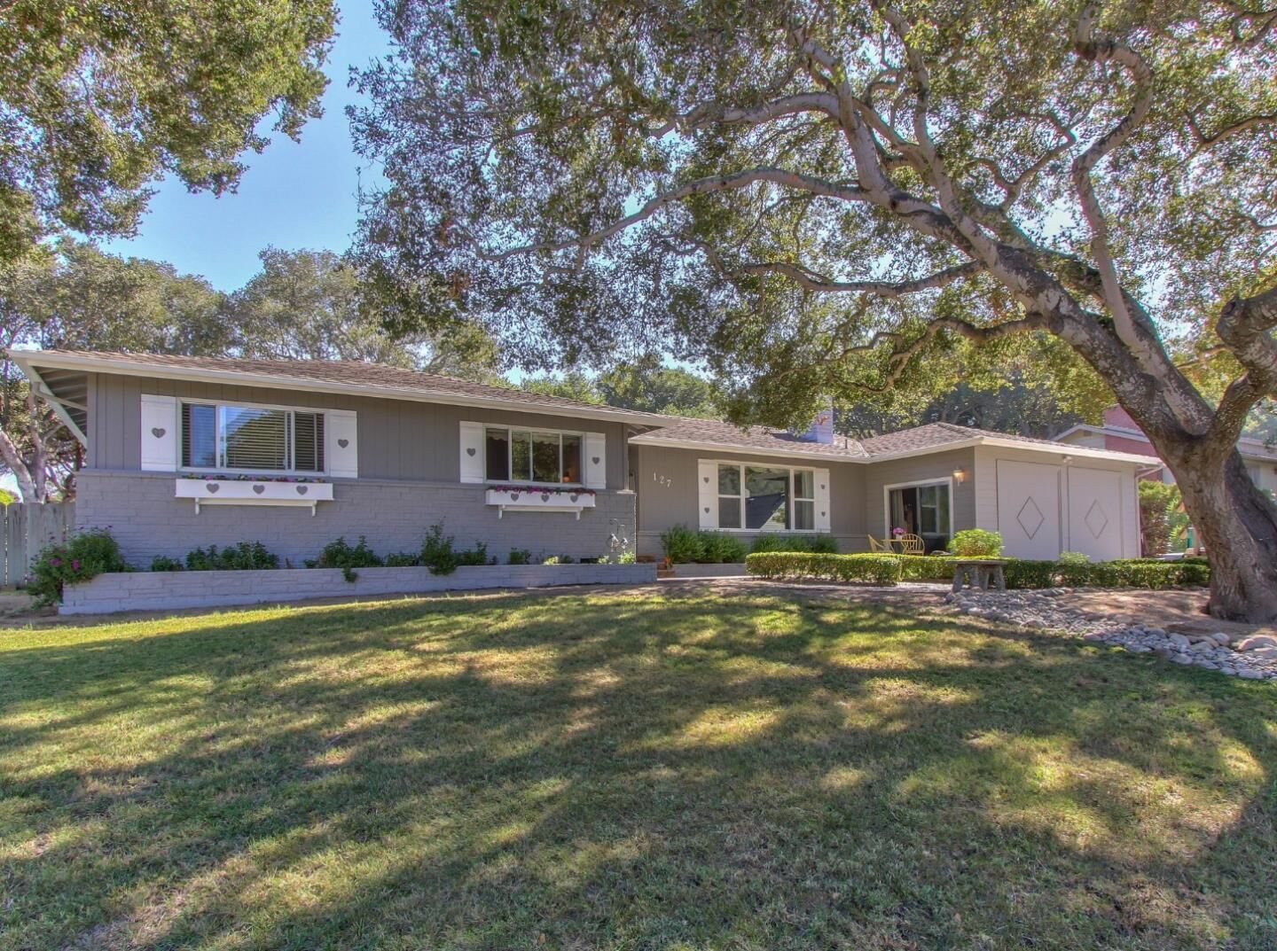 Property Photo:  127 Manzanita Way  CA 93908 