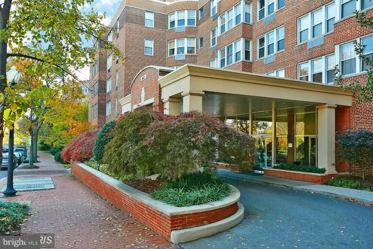 Property Photo:  2500 Q Street NW 307  DC 20007 