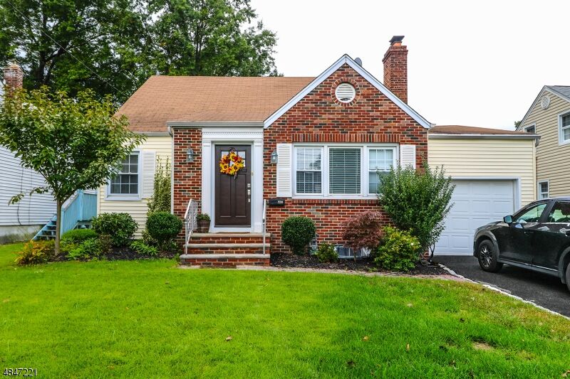 Property Photo:  556 Andress Ter  NJ 07083 