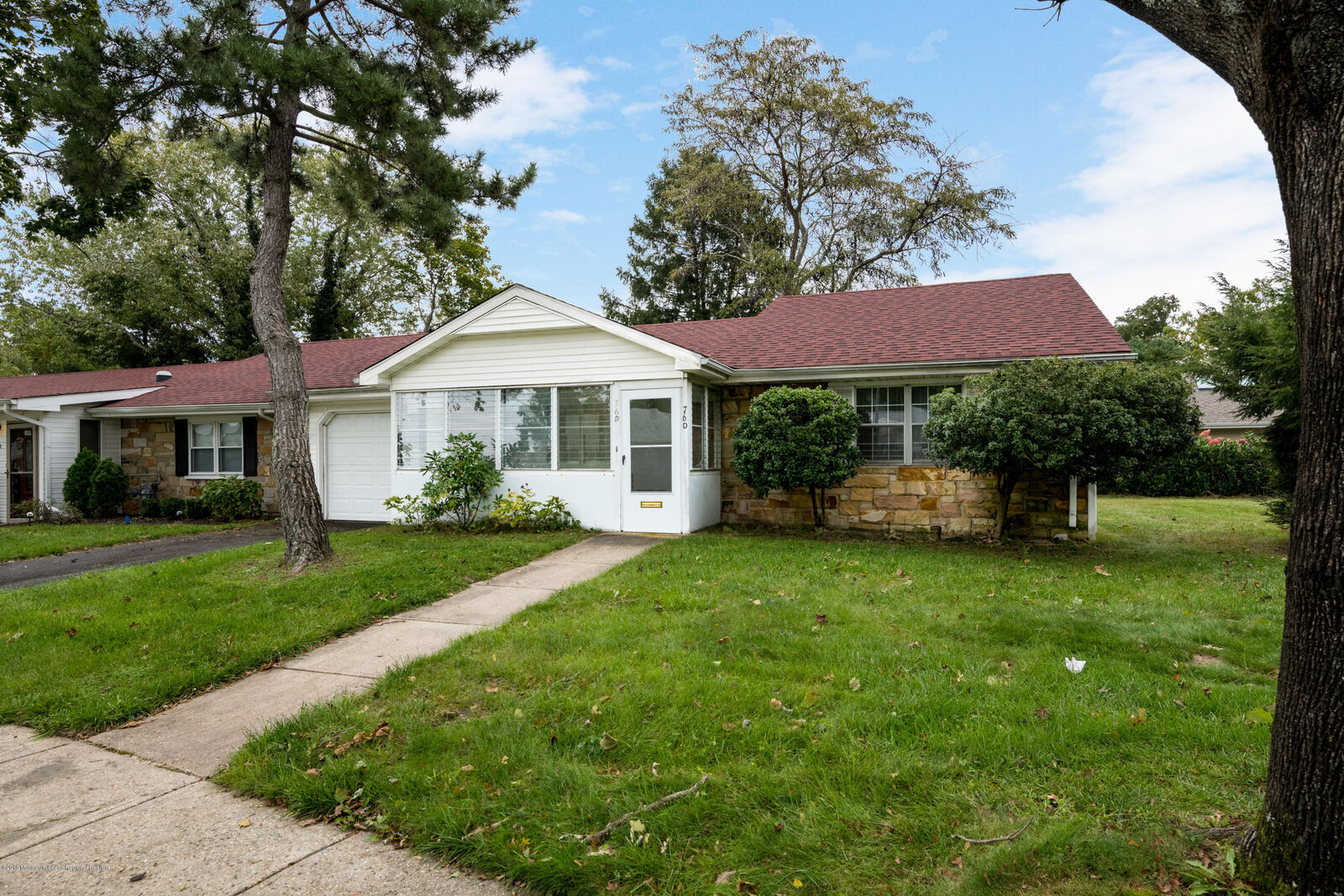 Property Photo: 76D Camelia Court NJ 08701