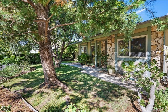 Property Photo: 1105 Monte Vista Drive CA 92507