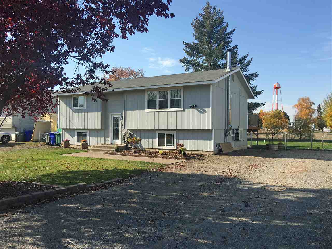 Property Photo:  5409 N McKinzie Rd  WA 99027 