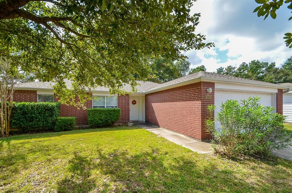 Property Photo: 16326 Many Trees Lane TX 77302