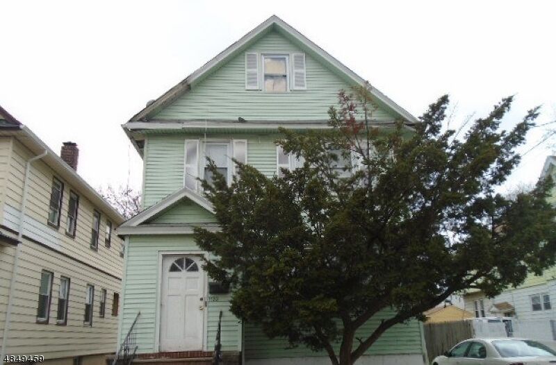 Property Photo: 1122 Drake Ave NJ 07203