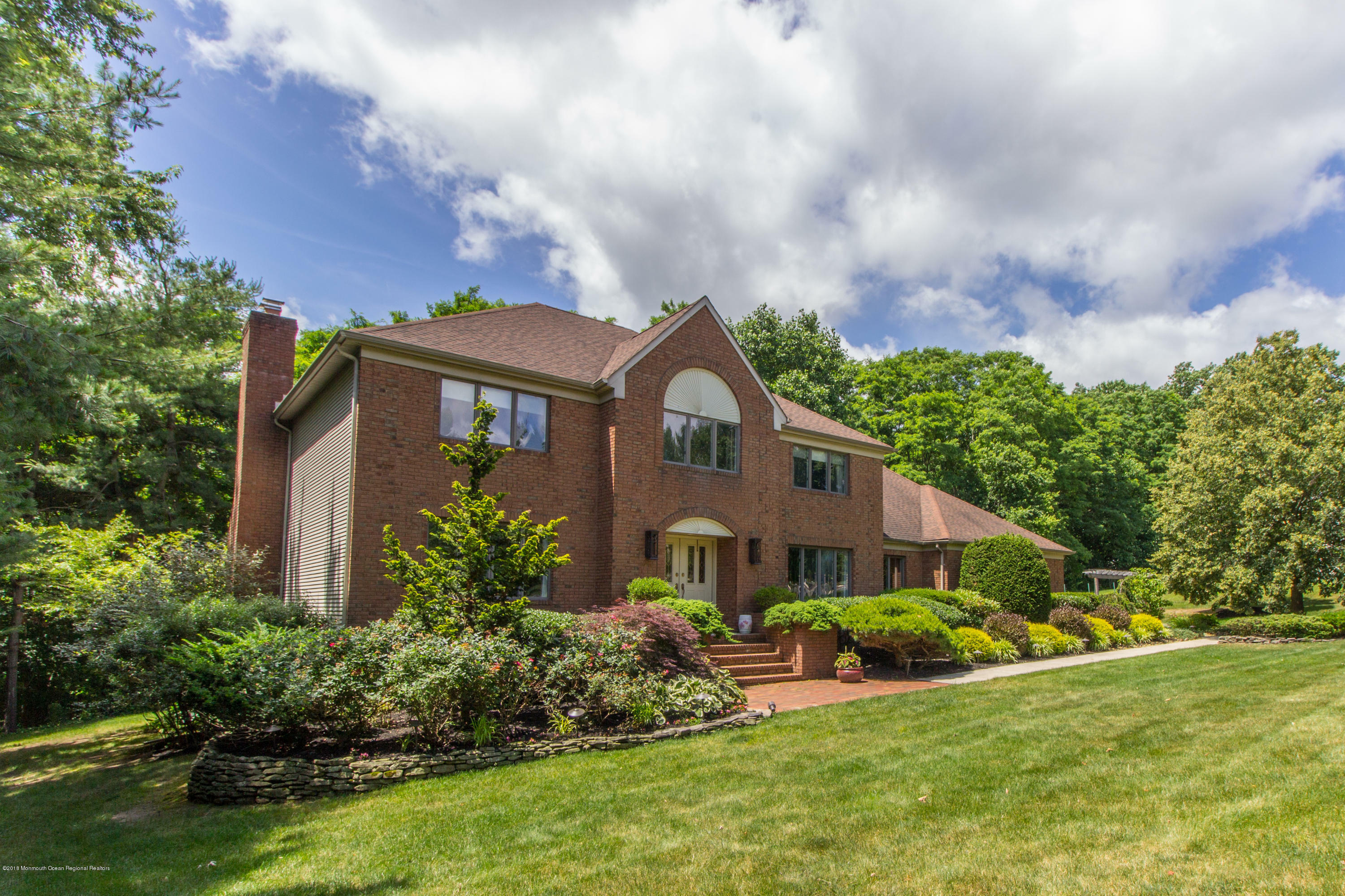 Property Photo:  14 Oakcrest Court  NJ 07733 