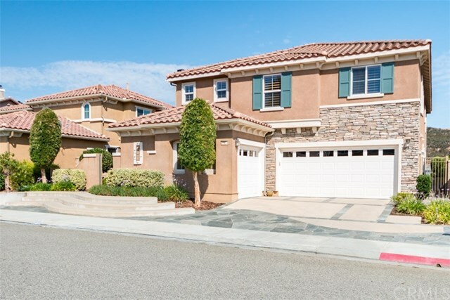 Property Photo:  27074 Pumpkin Street  CA 92562 