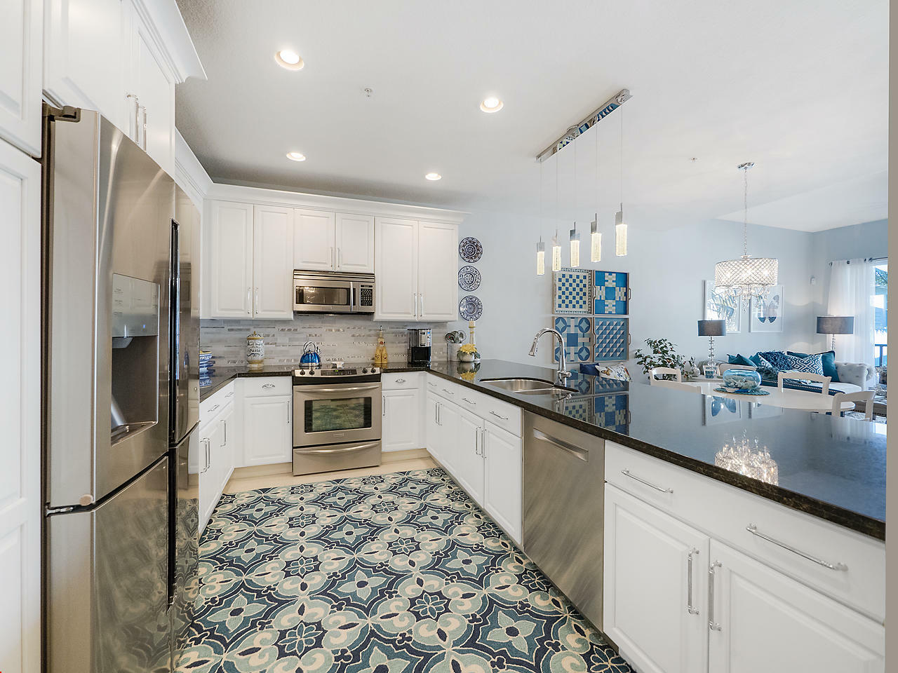 Property Photo: 226 N Latitude Circle 202 FL 33483