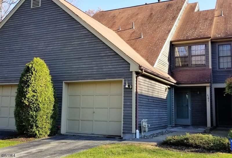 Property Photo:  4 New Bedford Rd  NJ 07480 