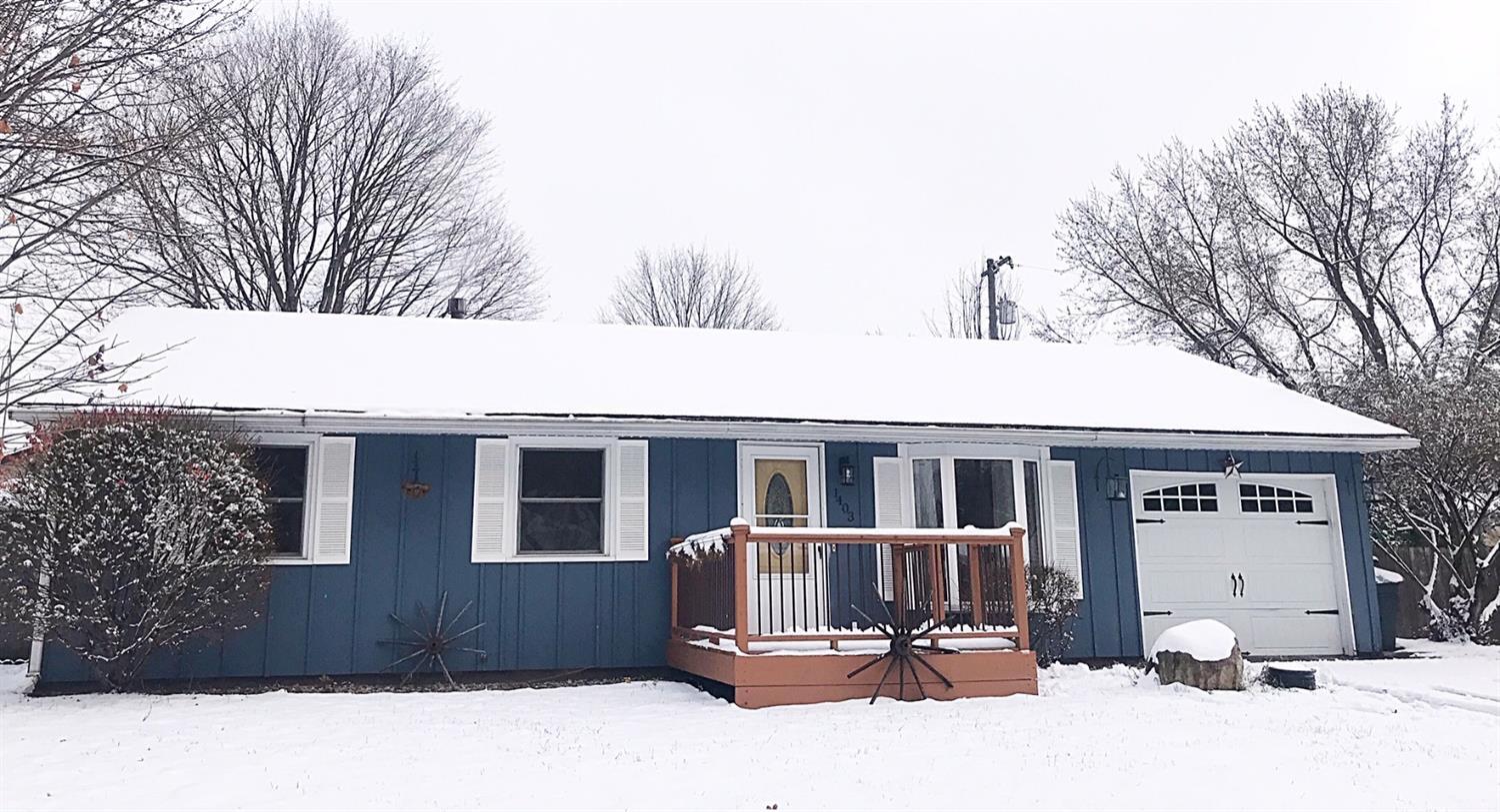 Property Photo: 1403 D Street IN 46350