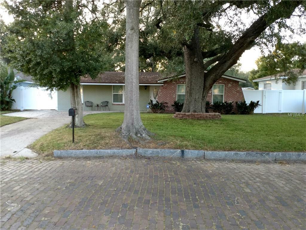Property Photo: 2016 N Saint Vincent Street FL 33607