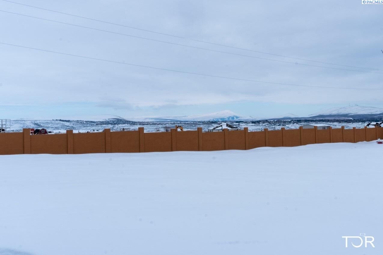 Property Photo:  110302 E 297 Pr SE  WA 99338 