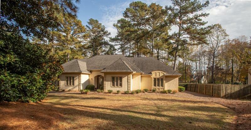 Property Photo:  715 Upper Hembree Road   30076 