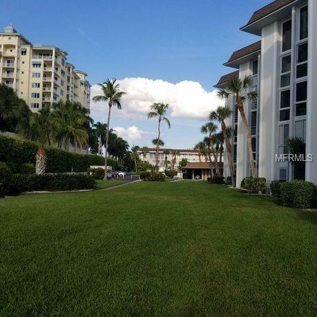 Property Photo:  2110 Benjamin Franklin Drive 105  FL 34236 