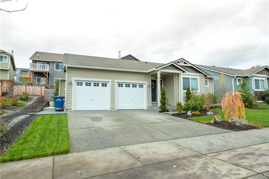 Property Photo: 1526 E Gateway Heights Lp WA 98284