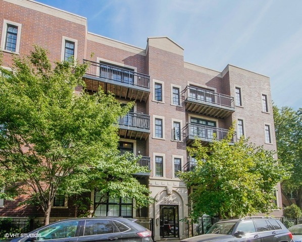 Property Photo: 2501 North Sheffield Avenue 2N IL 60614
