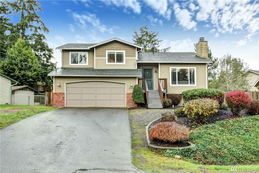 Property Photo:  20631 Crawford Rd  WA 98036 