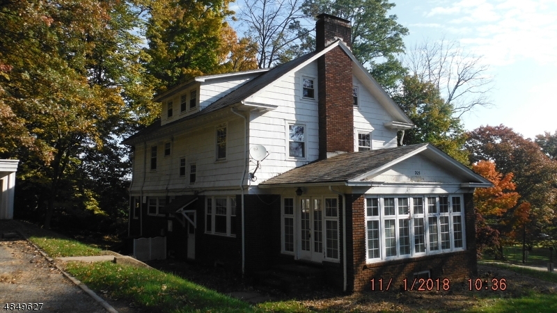 Property Photo:  205 Highland Rd  NJ 07079 