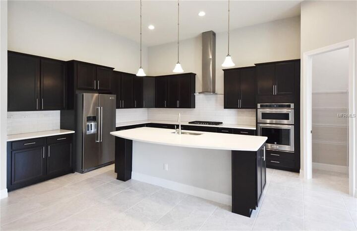 Property Photo: 10945 Savona Way FL 32827