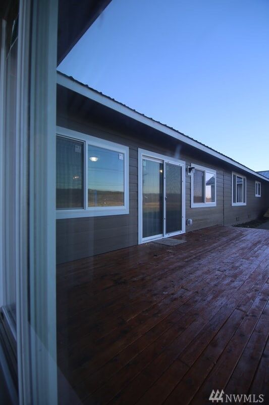 Property Photo: 146 E Frostad WA 98277