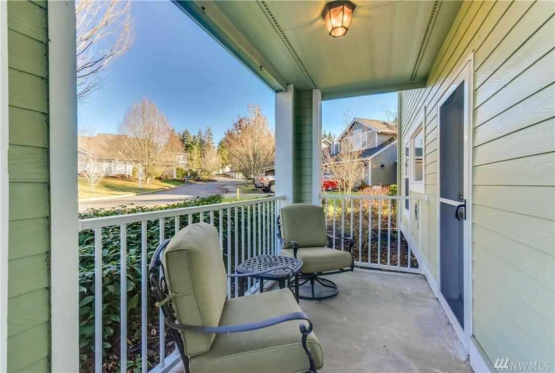Property Photo: 22425 SE Highland Lane 107 WA 98029