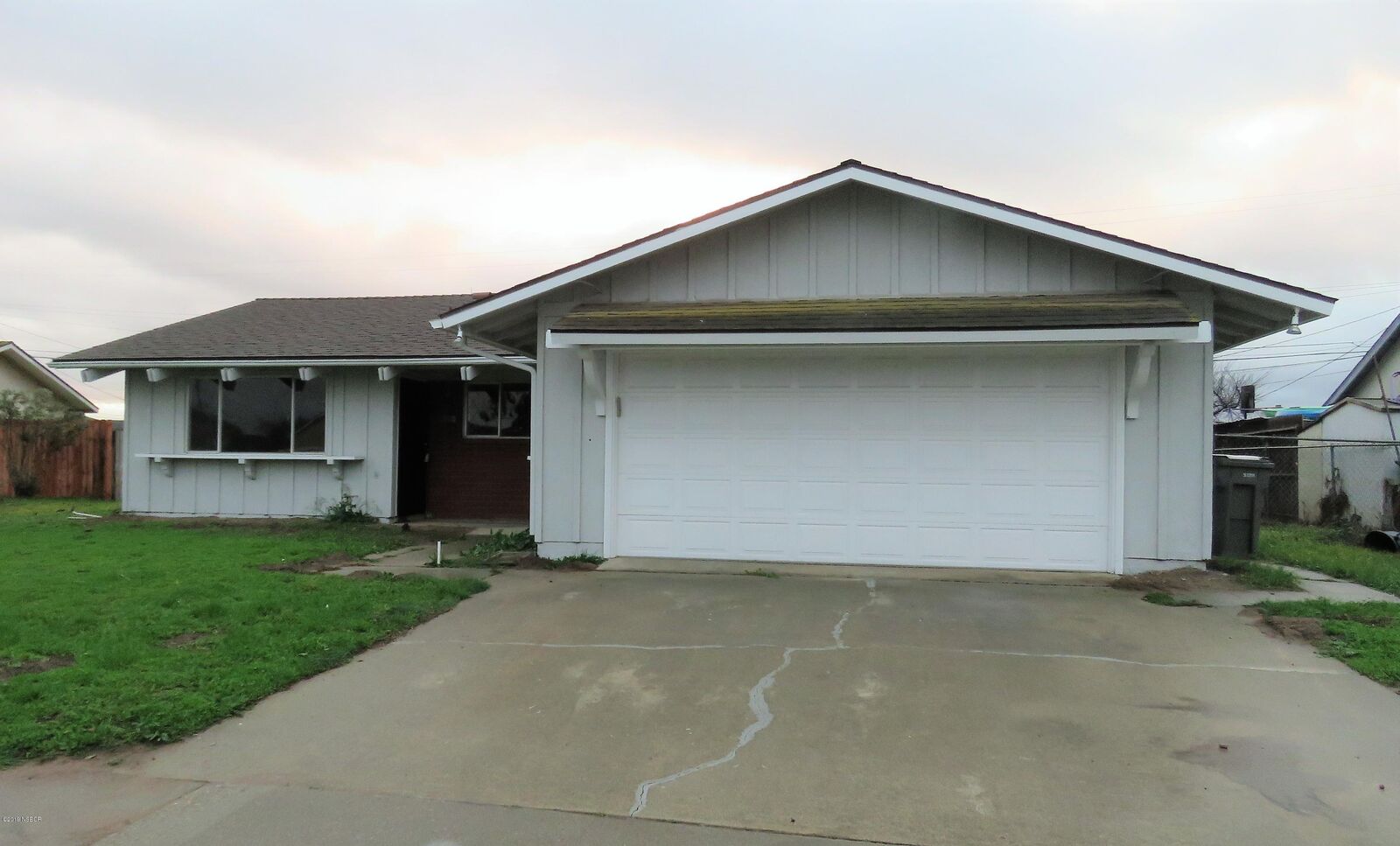 Property Photo:  2040 Briarwood Road  CA 93455 