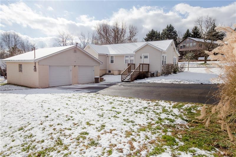 Property Photo: 110 Biskup Ln PA 15061