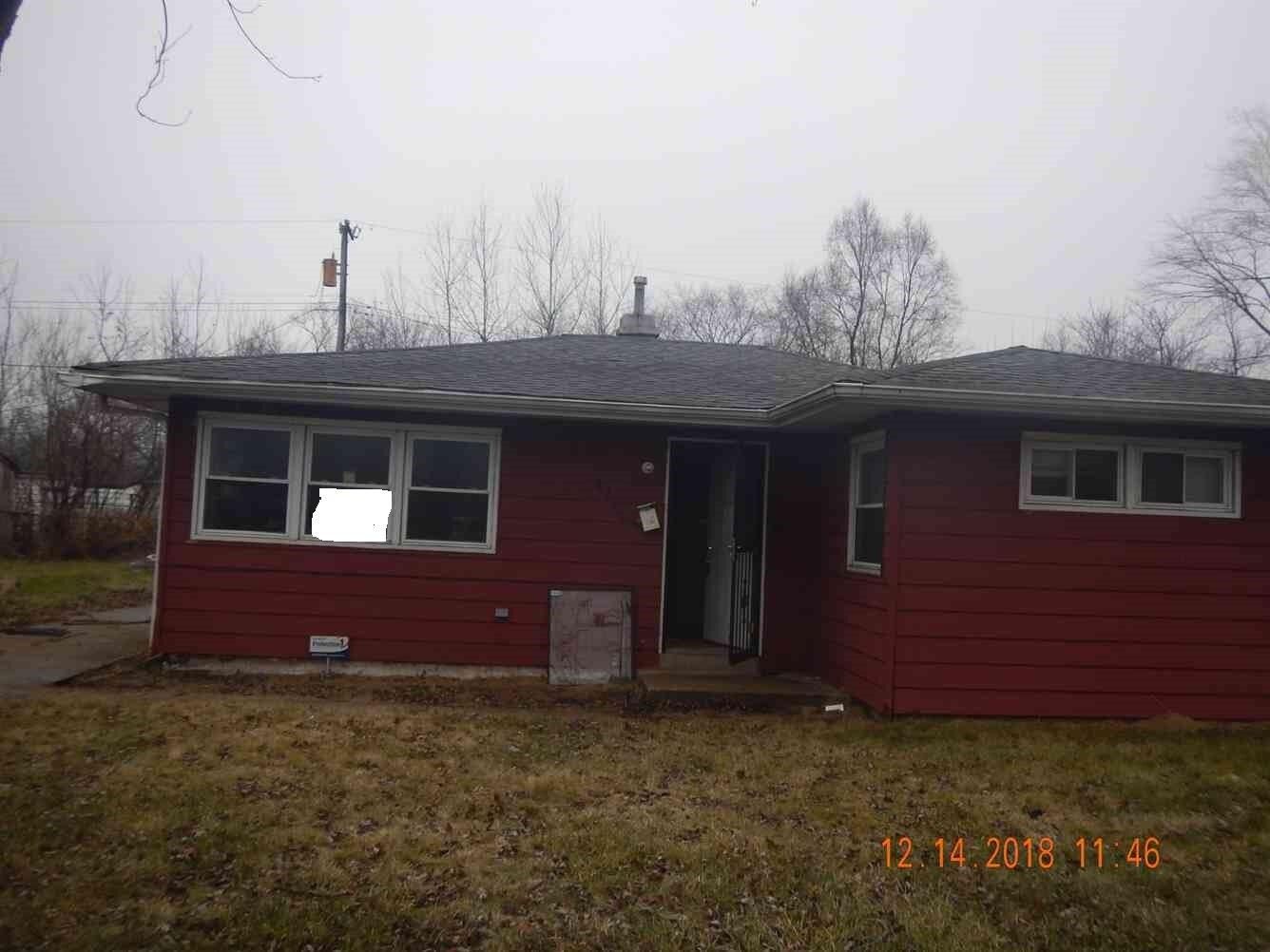 Property Photo: 4260 W 22nd Plaza IN 46404