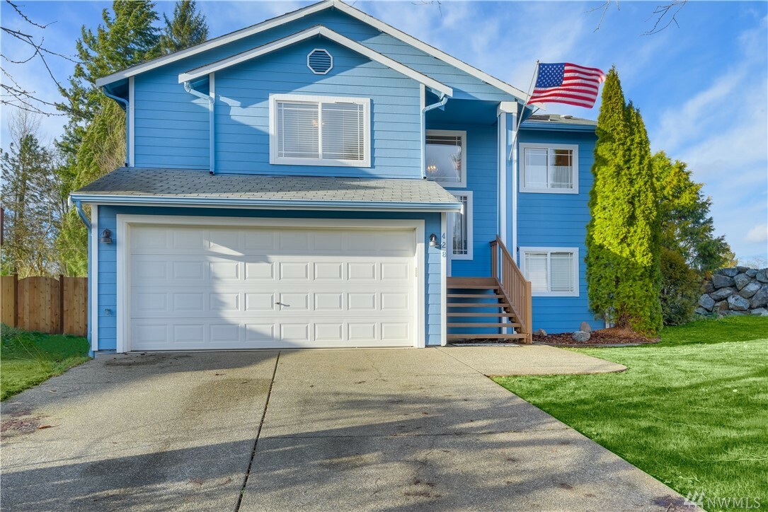 Property Photo:  428 Covington Ct  WA 98290 