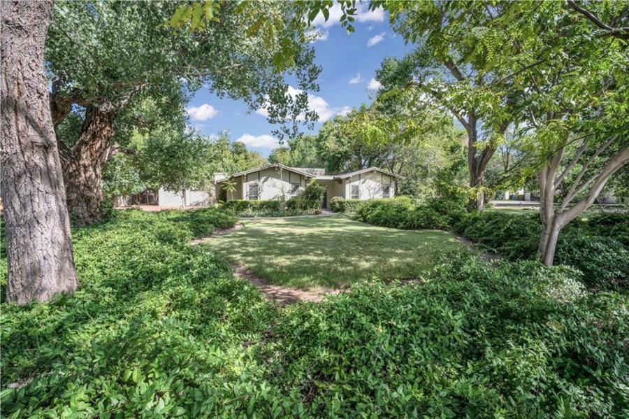 Property Photo:  401 Stotts Avenue  TX 79932 