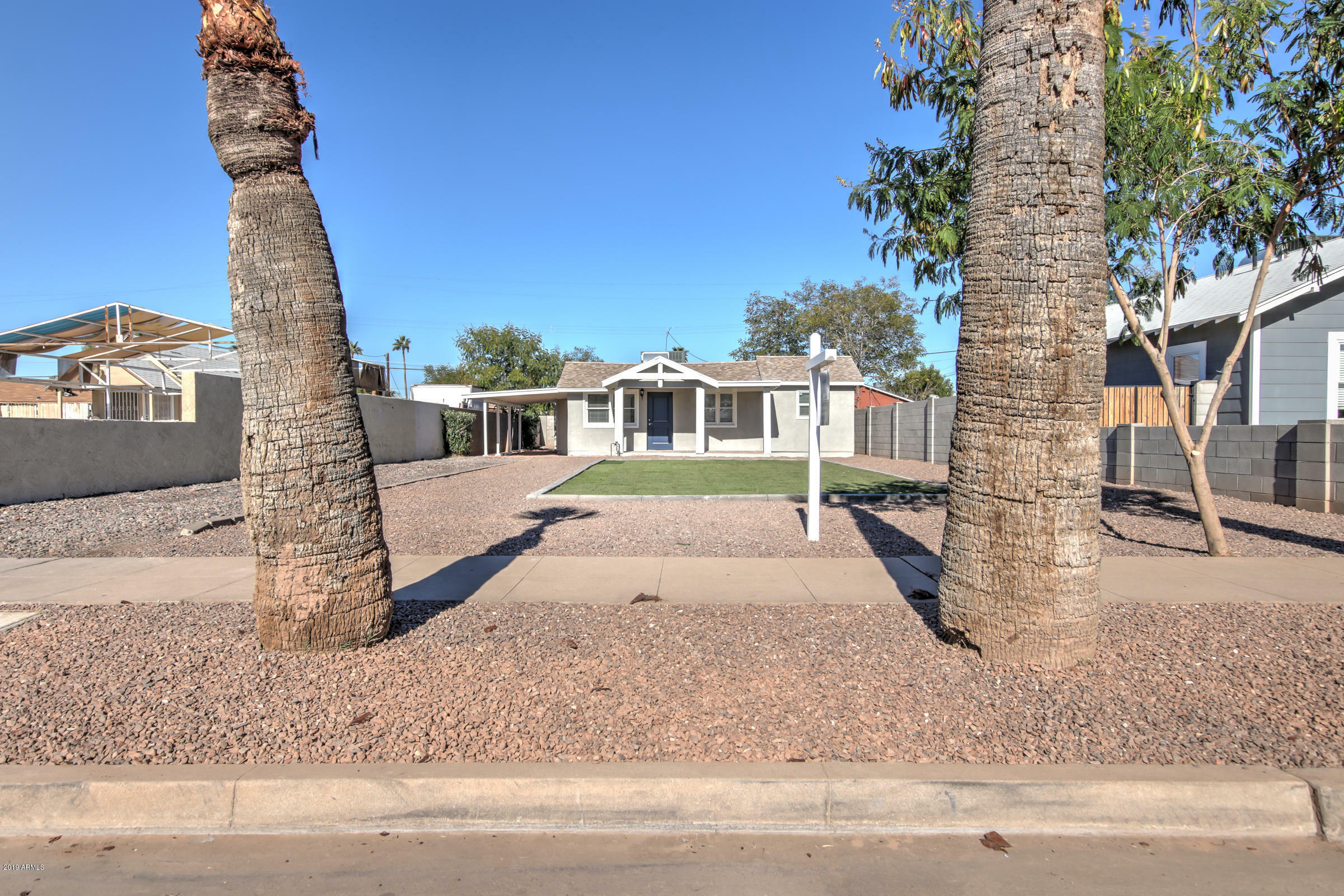 Property Photo:  1450 E Garfield Street  AZ 85006 