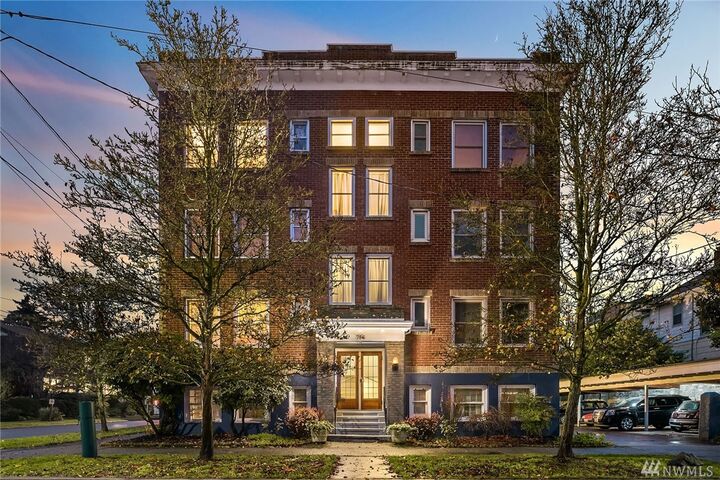 756 Broadway E 106  Seattle WA 98102 photo