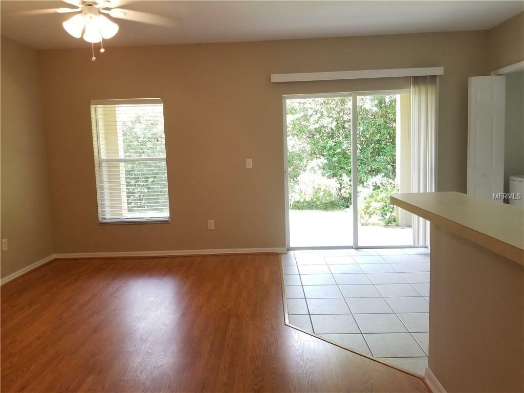 Property Photo:  6121 Olivedale Drive  FL 33578 