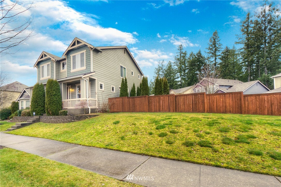 Property Photo:  9092 Campus Glen Drive NE  WA 98516 